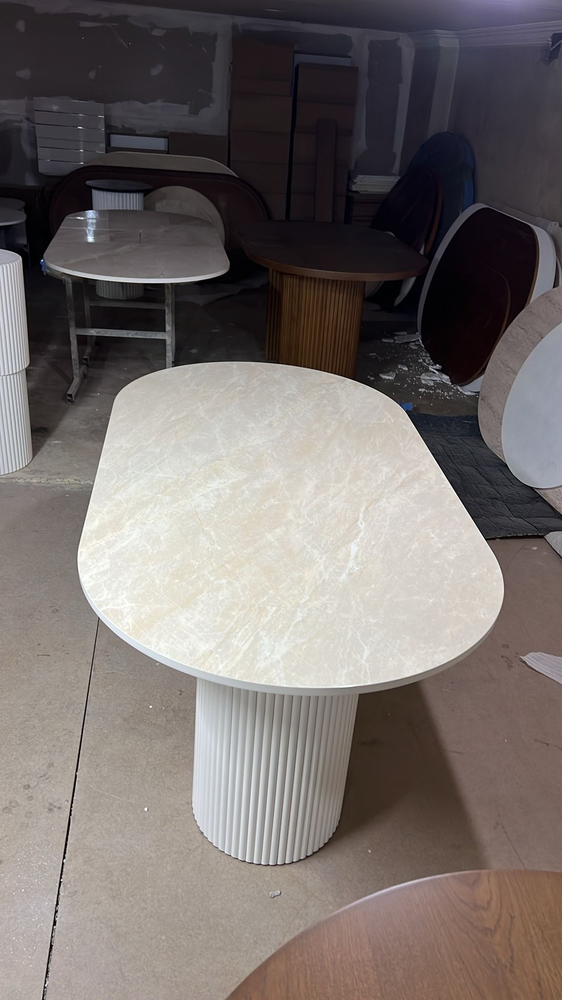 Mermer Görünüm Masalar