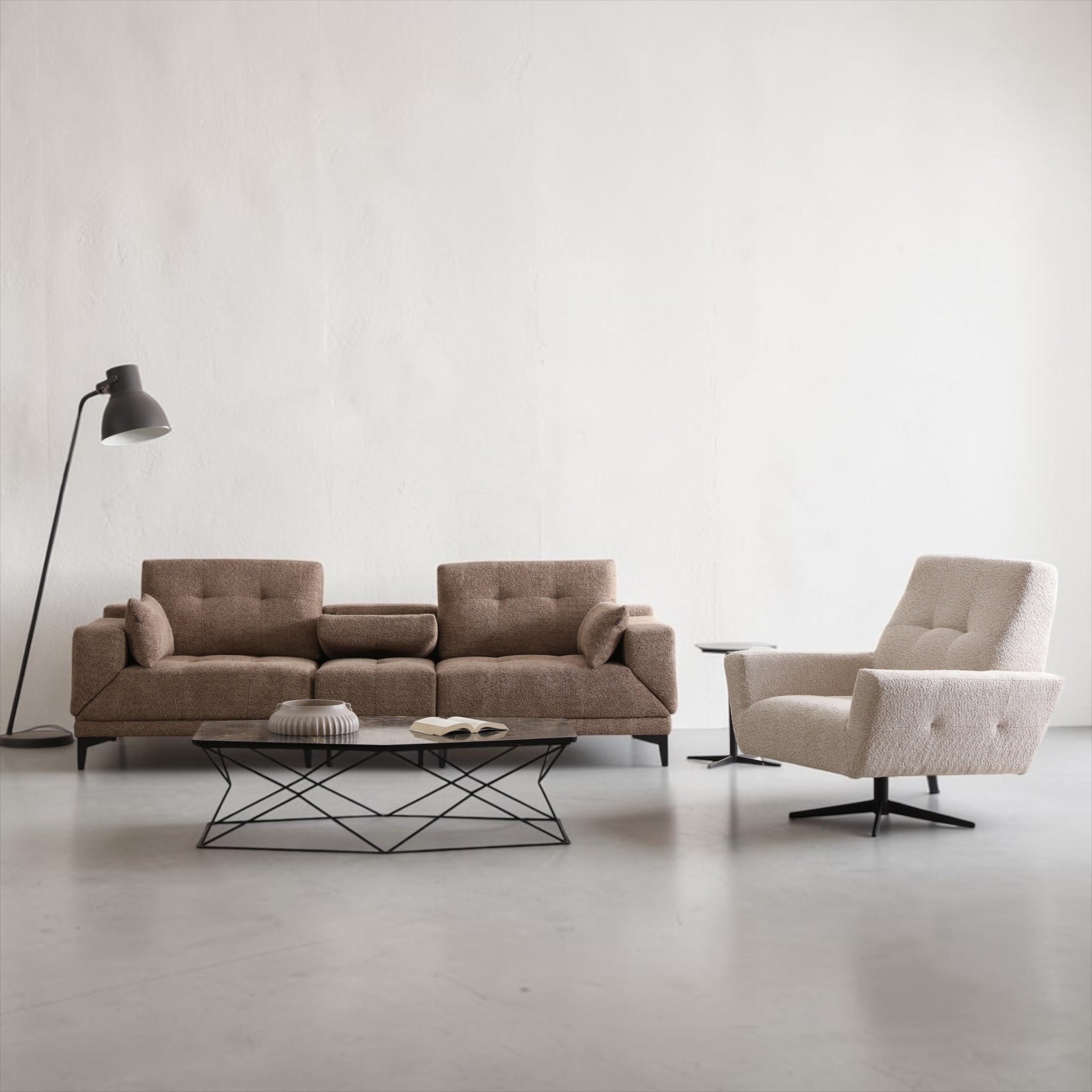 Nita Sofa Set